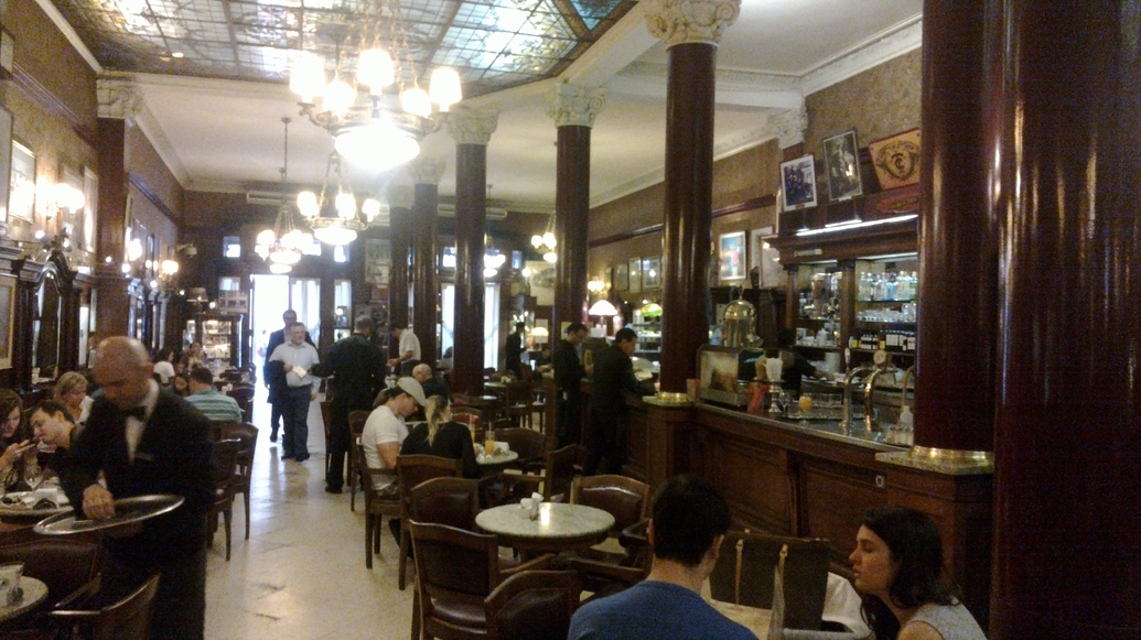 Café Tortoni.